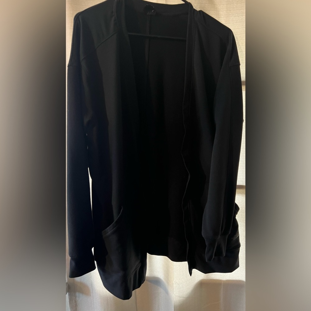 Women’s North Face Black Cardigan Large